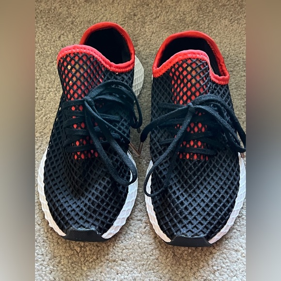 Youth Adidas Deerupt Sneakers - Picture 1 of 8
